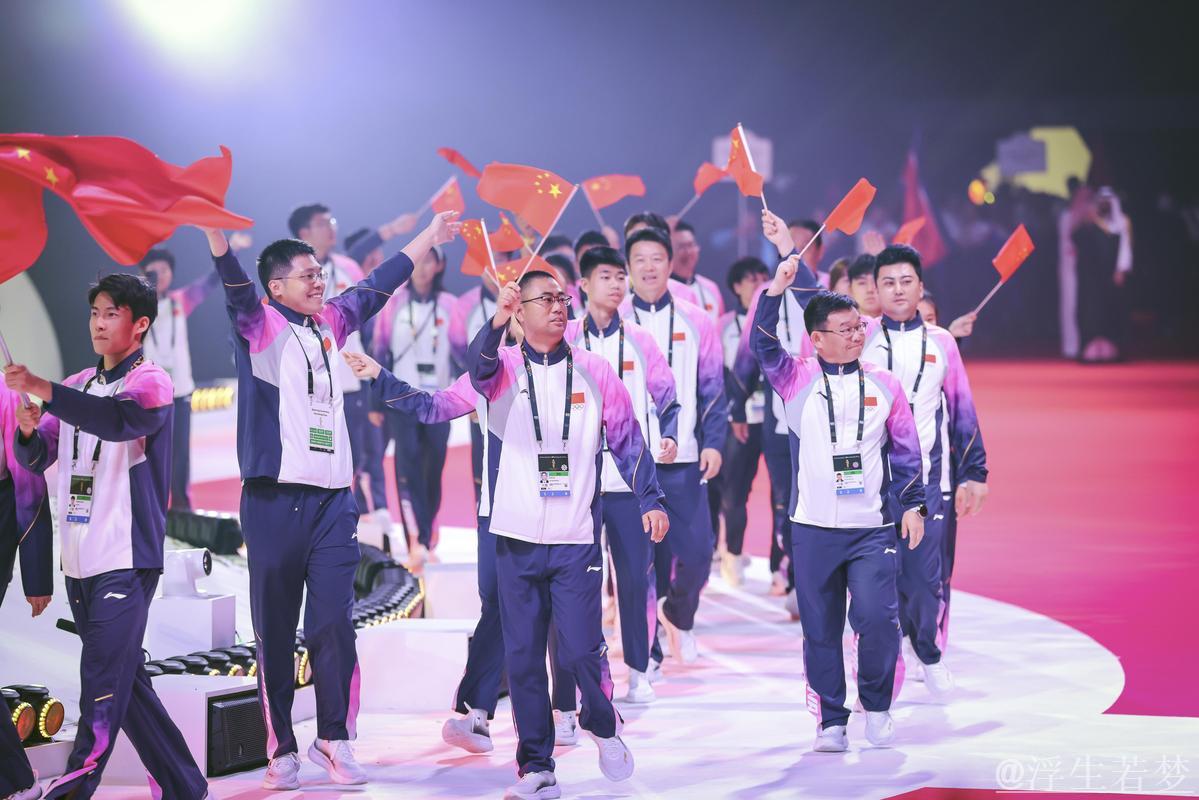 中国队在巴林亚青会创辉煌 双丰收展现运动实力与精神风貌 中国队在巴林亚青会创辉煌 双丰收展现运动实力与精神风貌